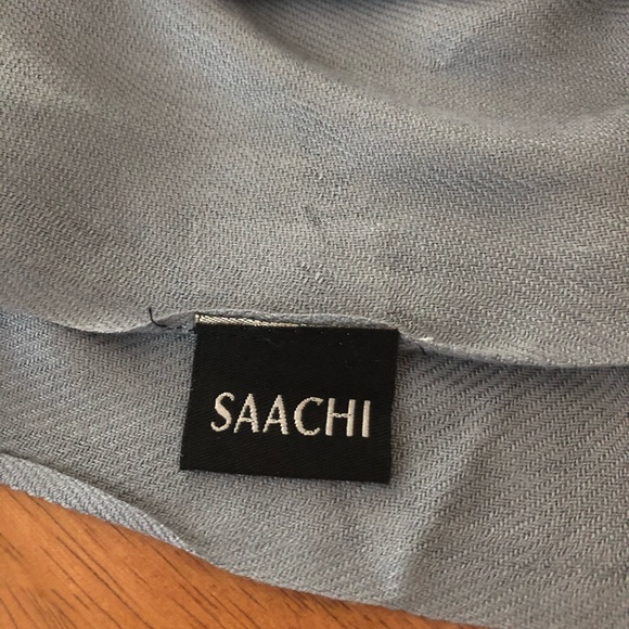 Multiple style Gray shrug - Picture 4 of 4